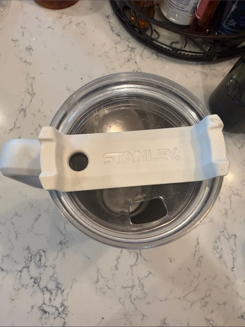 Stanley Cream Travel Mug with Handle and Clear Lid - Picture 4 of 4